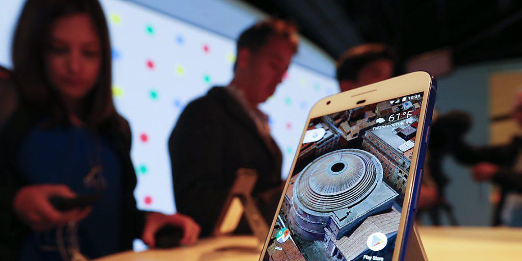 So sieht das erste eigens von Google entwickelte Smartphone aus.