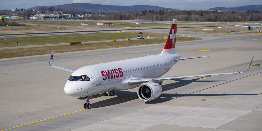 Warten im Airbus A320neo der Swiss