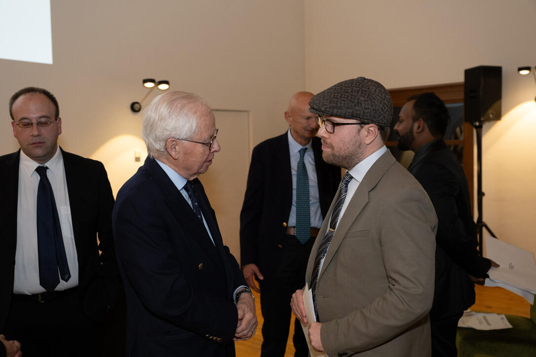 Vernon Smith Prize (19.02.2024)