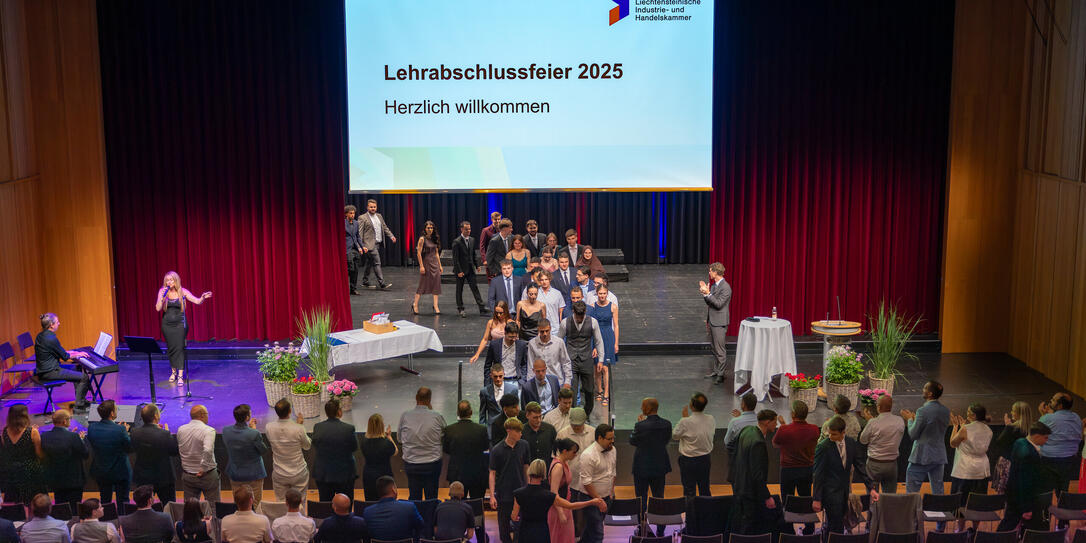 LIHK Lehrabschlussfeier in Schaan
