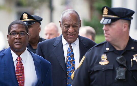 Das Urteil gegen ihn wegen sexuellen Missbrauchs wird am Dienstag erwartet: US-Entertainer Bill Cosby.