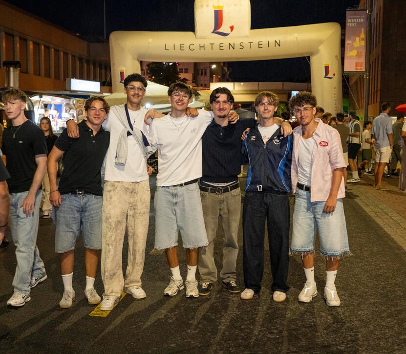 Staatsfeiertag 2026 Volksfest mit Abendprogramm