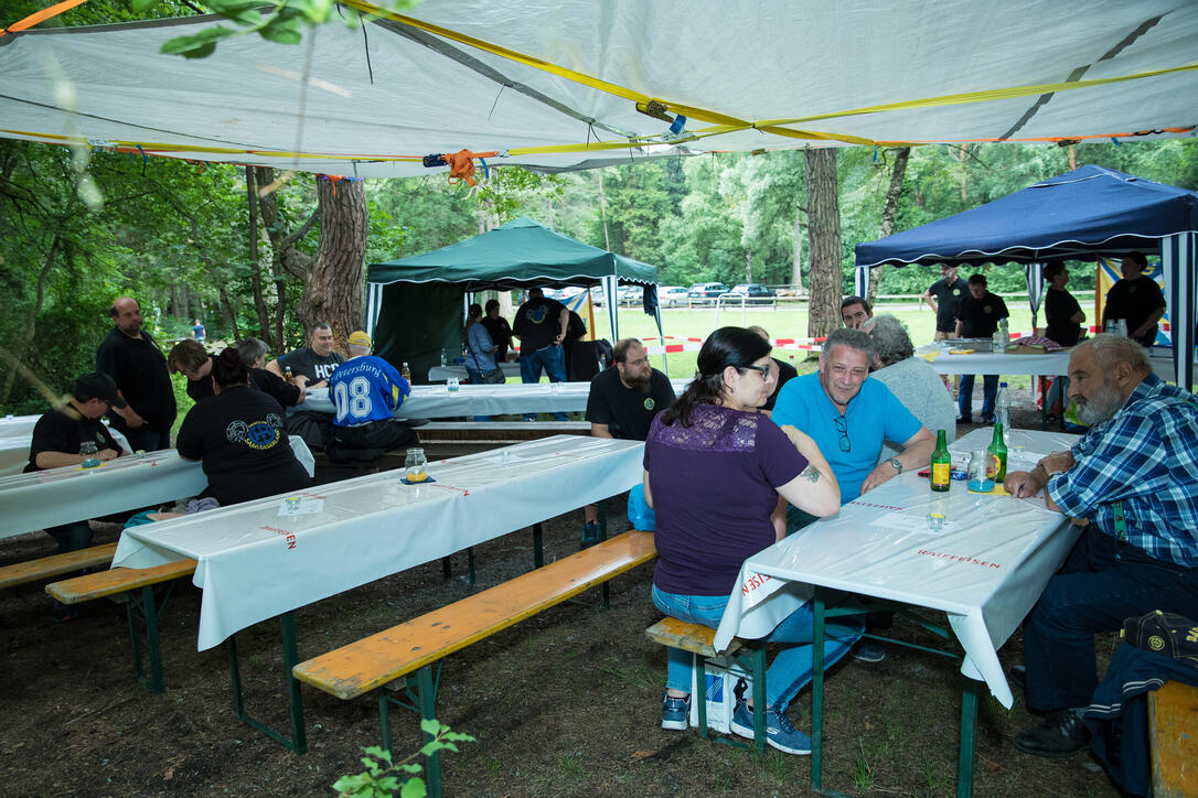 Grillfest Fanclub HCD St. Gallen, Weite