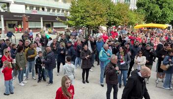 Die Meisterfeier beim Rathaus Vaduz