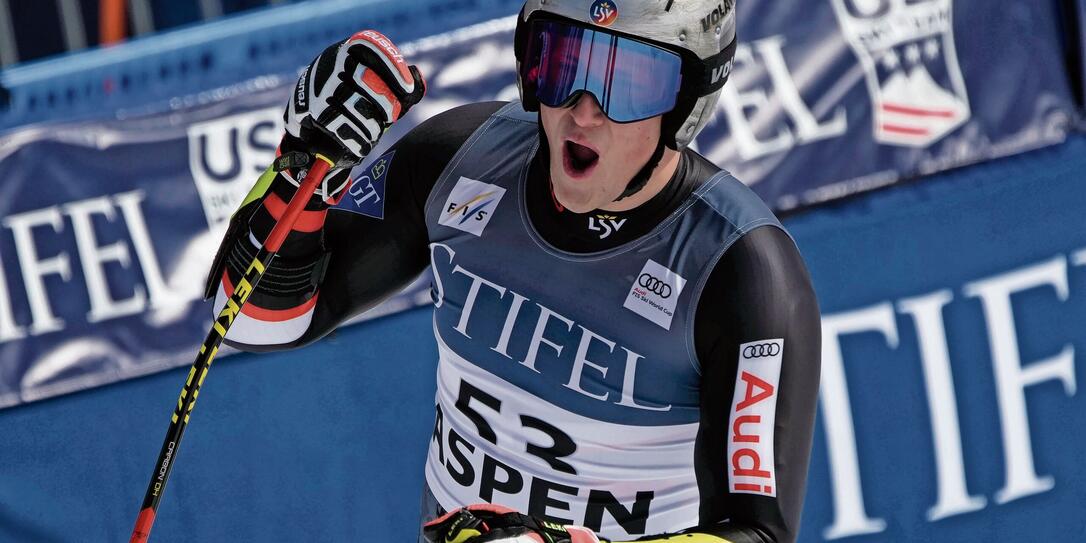 WCUP MENS SUPER-G SKIING