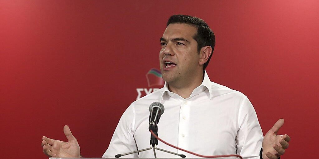 Nach dem schlechten Abschneiden seiner Partei bei der Europawahl, hat der griechische Ministerpräsident Alexis Tsipras vorgezogene Parlamentswahlen angekündigt.