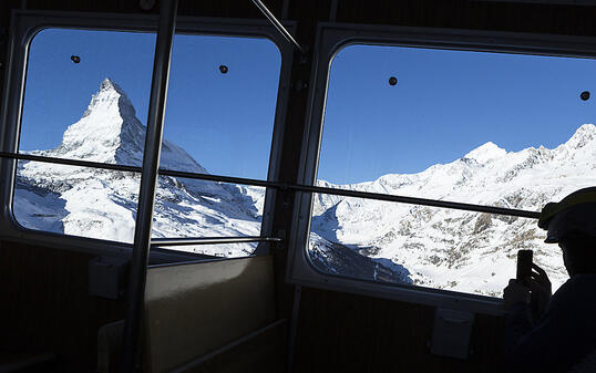 Ein solides Wachstum beispiesweise bei der Gornergrat Bahn sorgte f&uuml;r ein ausgezeichnetes Gesch&auml;ftsjahr 2017 f&uuml;r die BVZ Gruppe. (Archivbild)