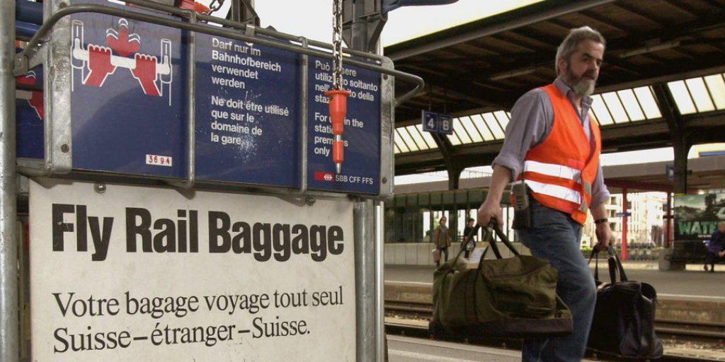 Die SBB plant einen Abbau beim Check-in an den Bahnhöfen und bietet dafür ein Haustür-Check-in an (Symbolbild)