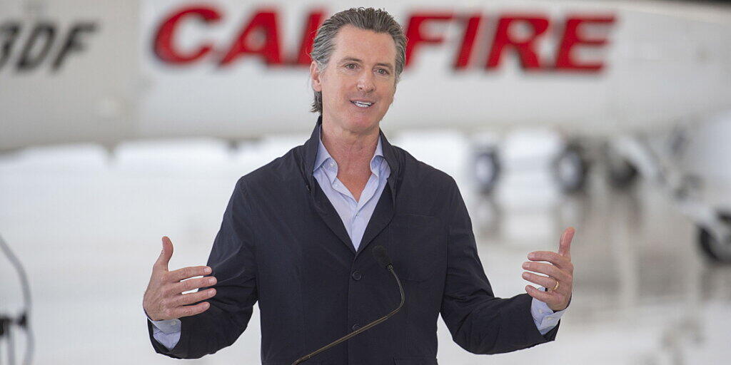 Kaliforniens Gouverneur Gavin Newsom erklärte am Montag, dass zahlreiche Lockerungen der Coronavirus-Massnahmen wieder rückgängig gemacht werden. (Archivbild)