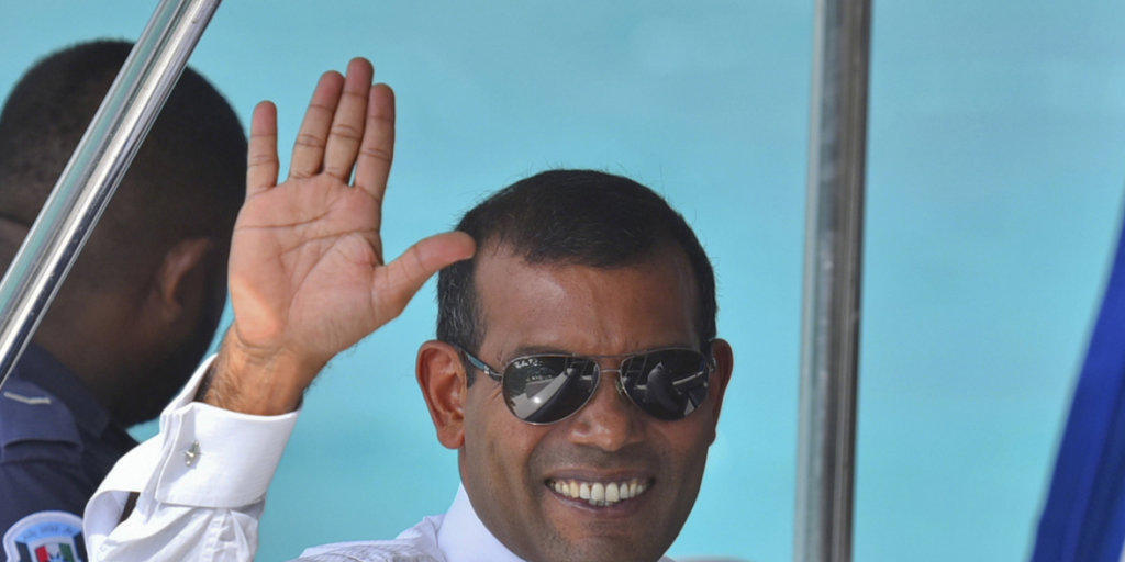 Ab zur Rückenoperation: Ex-Präsident der Malediven, Mohamed Nasheed, hat das Land verlassen. (Archiv)
