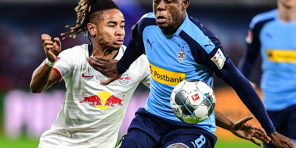 Nach acht Monaten ist der Schweizer Denis Zakaria (rechts) wieder im Einsatz (Archivbild)