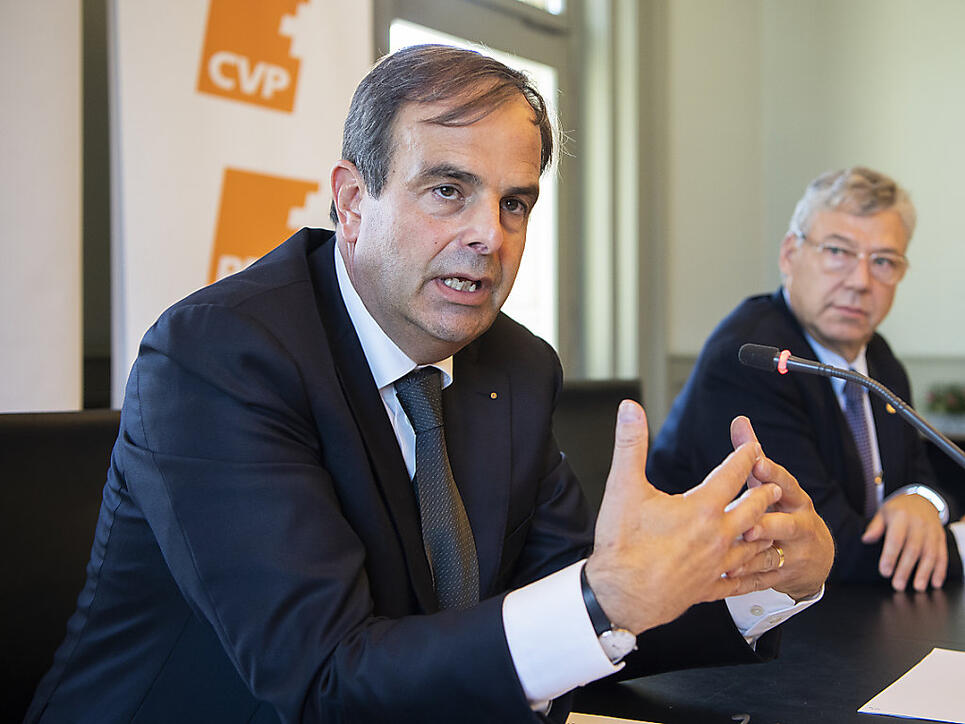 CVP-Präsident Gerhard Pfister (links) und Fraktionspräsident Filippo Lombardi wünschen sich als Nachfolgerin oder Nachfolger der abtretenden Bundesrätin Doris Leuthard eine geborene Führungsperson, welche ausgezeichnete Kommunikationsfähigkeiten und eine sehr grosse Konsensfähigkeit hat.
