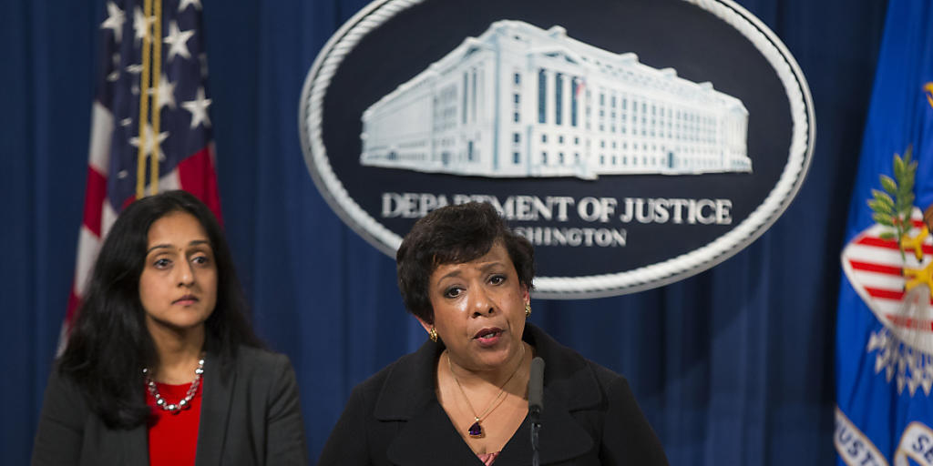"Um viel mehr als Toiletten": US-Justizministerin Loretta Lynch will North Carolina wegen Transgender-Gesetz verklagen.