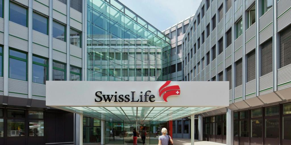 Der Lebensversicherungskonzern Swiss Life hat in der ersten Jahreshälfte weniger verdient als im Jahr davor. Dies ist aber hauptsächlich darauf zurückzuführen, dass 2019 das Ergebnis positiv durch Sondereffekte beeinflusst worden war. (Bild zur Verfügung gestellt)