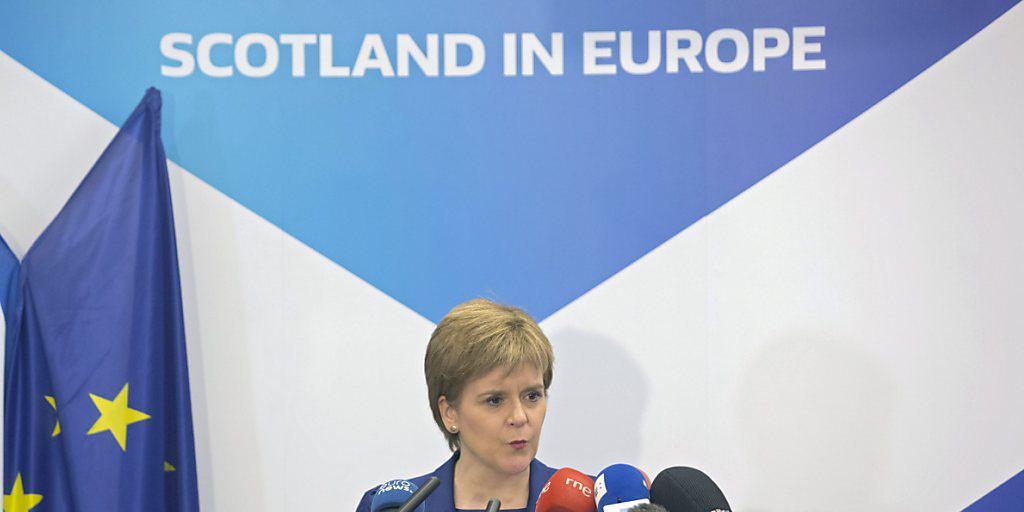 Schottlands Premierministerin Nicola Sturgeon sieht ihr Land näher an einem Austritt aus dem Vereinten Königreich denn je. (Archivbild) Schottlands Premierministerin Nicola Sturgeon sieht ihr Land näher an einem Austritt aus dem Vereinten Königreich denn je. (Archivbild)