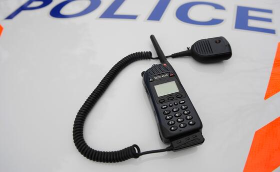 KANTON WAADT, FUNKSYSTEM, RADIOKOMMUNIKATION, FUNKGERAET, SCHRIFTZUG POLIZEI,