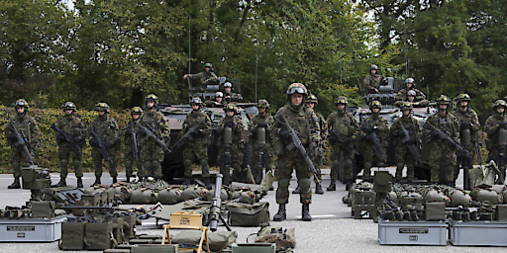 Nach Ansicht des Bundesrates muss die Armee möglichst polyvalent bleiben. Nur so sei sie für die künftige Bedrohungen gerüstet. (Symbolbild) Nach Ansicht des Bundesrates muss die Armee möglichst polyvalent bleiben. Nur so sei sie für die künftige Bedrohungen gerüstet. (Symbolbild)
