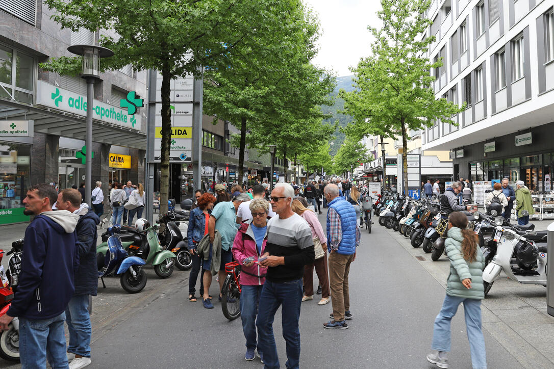 Vespa-Treff in Buchs