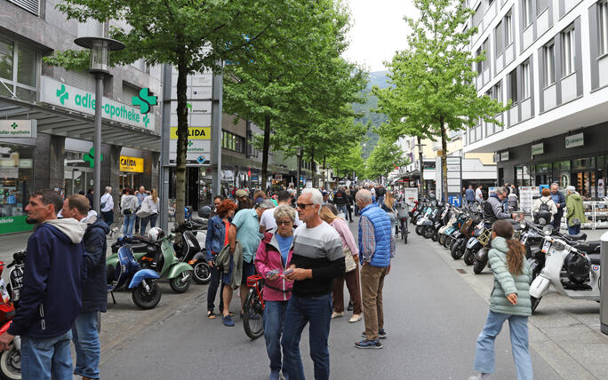 Vespa-Treff in Buchs