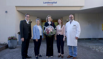 Weihnachtsbesuche Erbprinzessin Sophie im Landesspital und Haus  St.Florin