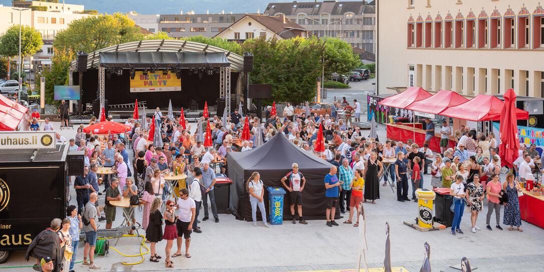 Rooftop Konzert Wuarscht 'n'Brot