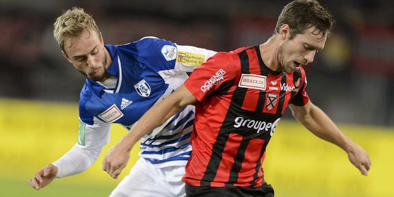 Xamax dr&auml;ngt Lausanne ab: Xamax' Torsch&uuml;tze Doudin (rechts) gegen Nicolas G&eacute;taz