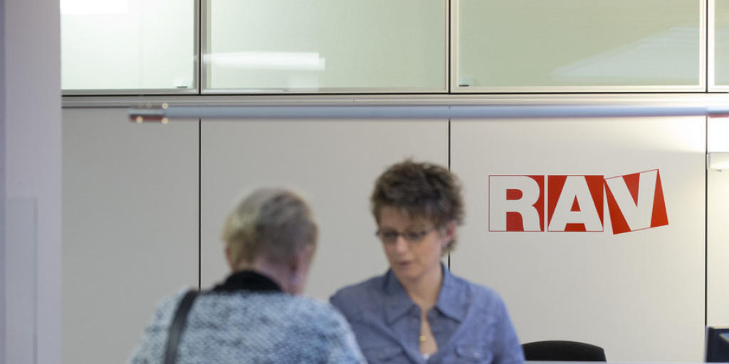 Arbeitslosigkeit geht zurück: Ende März waren 152'280 Arbeitslose bei den Regionalen Arbeitsvermittlungszentren (RAV) eingeschrieben, 7529 weniger als im Vormonat.