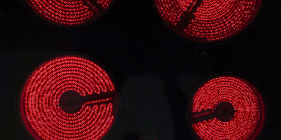 HERD, KOCHHERD, HERDPLATTE, STROM, ENERGIE, HAUSHALT, PRIVAT, STROM, STROMVERBRAUCH, HAUSHALTSGERAET, HERD, KOCHHERD, HERDPLATTE, STROM, ENERGIE, HAUSHALT, PRIVAT, STROM, STROMVERBRAUCH, HAUSHALTSGERAET,