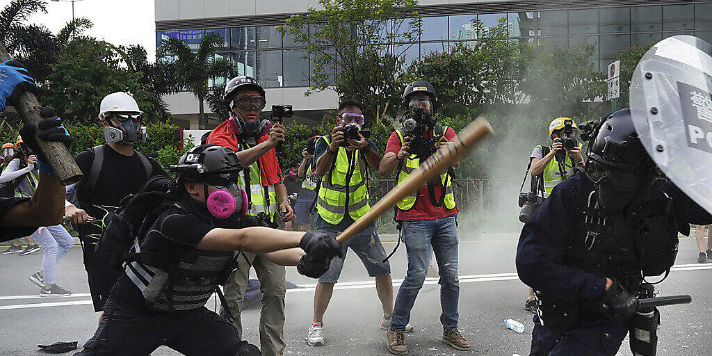 Am Samstag kam es in Hongkong bei Anti-Regierungsprotesten erneut zu Zusammenstössen zwischen Demonstranten und der Polizei.