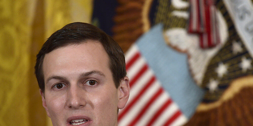 Hat die Sicherheitsüberprüfung überstanden: Jared Kushner, Berater und Schwiegersohn von US-Präsident Donald Trump. (Archivbild)