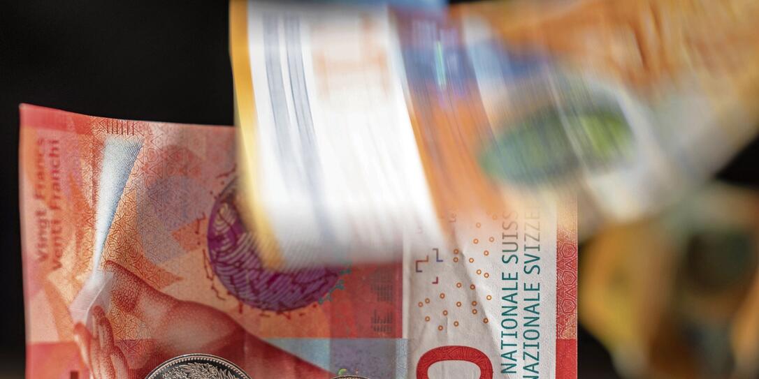 GELDNOTE, MUENZE, MINDESTLOHN, LOHNDUMPING, MINDESTLOHN INITIATIVE, 23 FRANKEN, STUNDENLOHN,