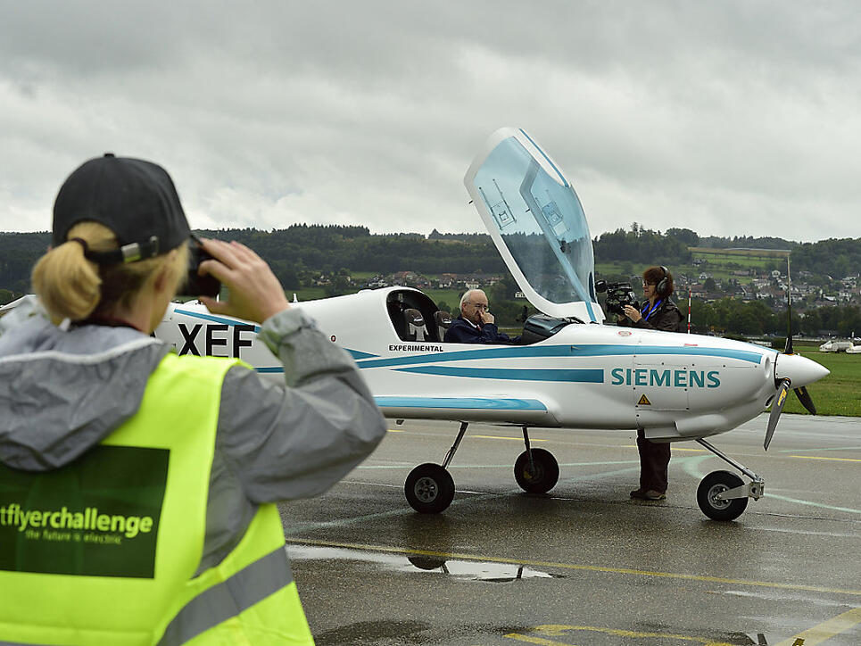 Auch in der Schweiz wird an elektrisch betriebenen Kleinflugzeugen getüftelt. Smartflyer ist ein Experimentalflugzeug mit Platz für vier Personen. (Archivbild)