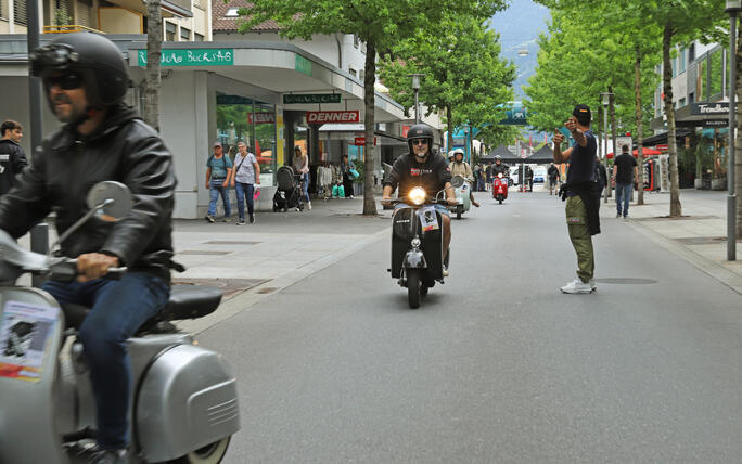Vespa-Treff in Buchs