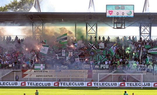 Noch in der Saison 2020/21 mussten die Fans wegen der Covid-19-Restriktionen draussen bleiben. Umso gr&ouml;sser ist nun die Vorfreude auf das Duell am kommenden Sonntag.