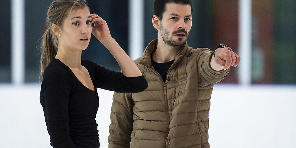 Stéphane Lambiel gibt sein Wissen nun auch an Alexia Paganini weiter Stéphane Lambiel gibt sein Wissen nun auch an Alexia Paganini weiter