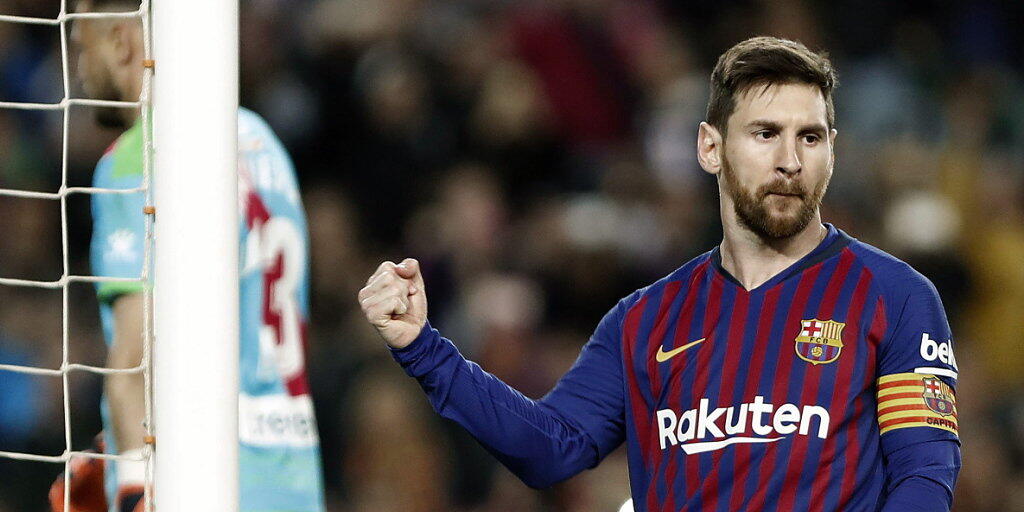 Lionel Messi freut sich über seinen verwerteten Penalty
