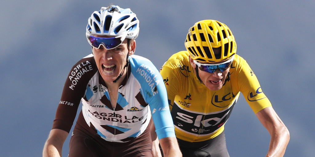 Der britische Vorjahressieger Chris Froome (im gelben Leadertrikot) lässt sich vom Franzosen Romain Bardet nicht abschütteln Der britische Vorjahressieger Chris Froome (im gelben Leadertrikot) lässt sich vom Franzosen Romain Bardet nicht abschütteln