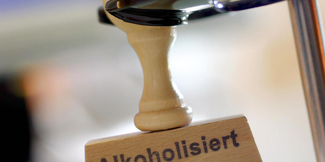 Alkoholisiert - Stempel, Symbolbildol