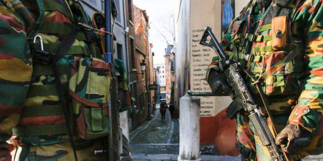 Armeepatrouille in Brüssel nach dem vereitelten Terroranschlag