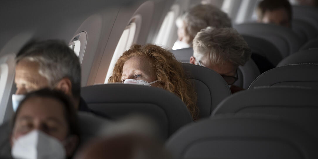HELVETIC, HELVETIC AIRWAYS, AIRLINE, FLUGZEUGGESELLSCHAFT, LUFTFAHRTGESELLSCHAFT, LUFTFAHRTUNTERNHEMEN, FLUGWESEN, FLUGVERKEHR, LUFTVERKEHR, FLIEGER, FLUGBETRIEB, FLUGANBIETER, FLUG, PASSAGIER, PASSAGIERE, FLUGPASSAGIER, FLUGPASSAGIERE, FLUGGAST, FLUGGAEST