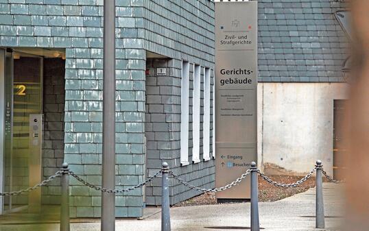 20230105 Symbolfoto - Zivil - und Strafgericht - Vaduz - Gericht - Spaniagasse 1 - Aussenansicht -