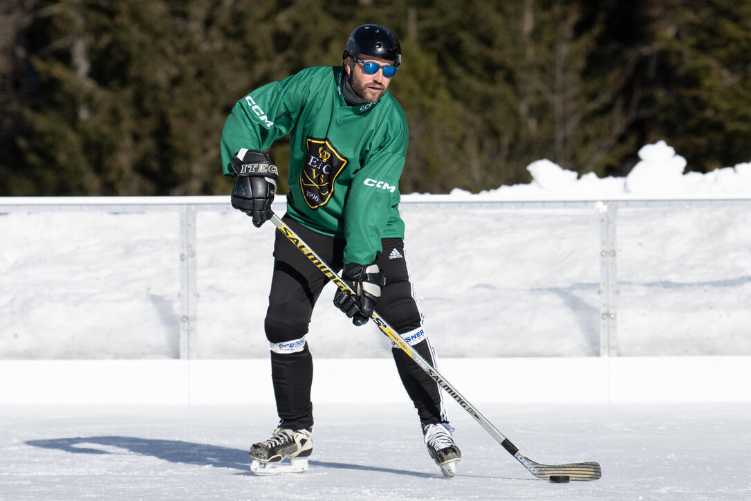 Pond Hockey Turnier in Malbun