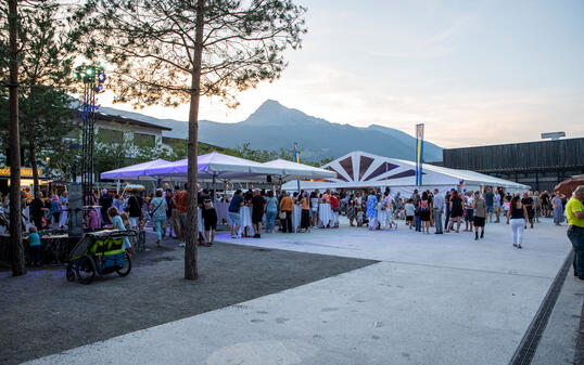 Einweihung und Eröffnung des neuen Dorfplatzes in Balzers
