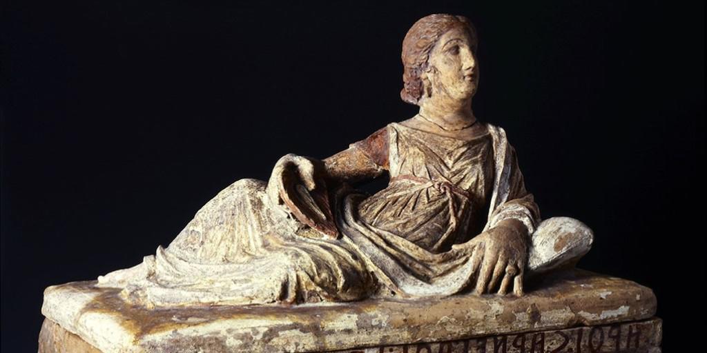 Ein Exponat aus der Etrusker-Ausstellung im Museum Allerheiligen in Schaffhausen: Asche-Urne der Larthi Carnei Athl, 3. Jahrhundert vor Christus. (zVg)