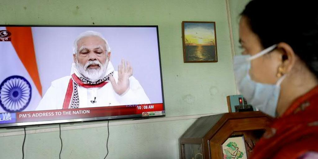 Der indische Premierminister Narendra Modi verkündet die Verlängerung der Ausgangssperre in einer Fernsehansprache.