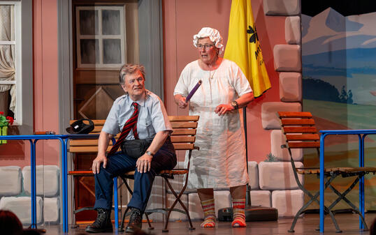 Premiere &laquo;Wie gewonnen so zerronnen&raquo; der Seniorenb&uuml;hne