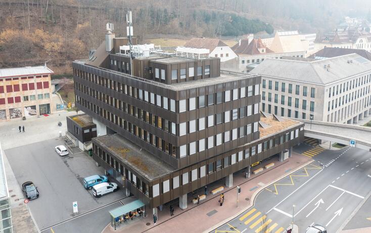 250211 Altes Postgeb&auml;ude in Vaduz soll neuer Platz werden f&uuml;r