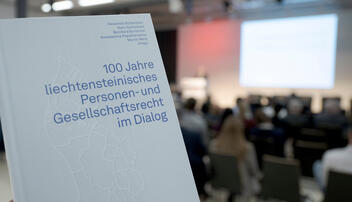 100 Jahre liechtensteinisches Personen- und Gesellschaftsrecht im Dialog