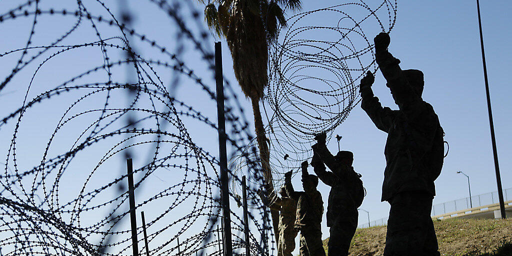 Die USA entsenden weitere Soldaten zum Schutz ihrer Aussengrenze zu Mexiko. (Archivbild) Die USA entsenden weitere Soldaten zum Schutz ihrer Aussengrenze zu Mexiko. (Archivbild)