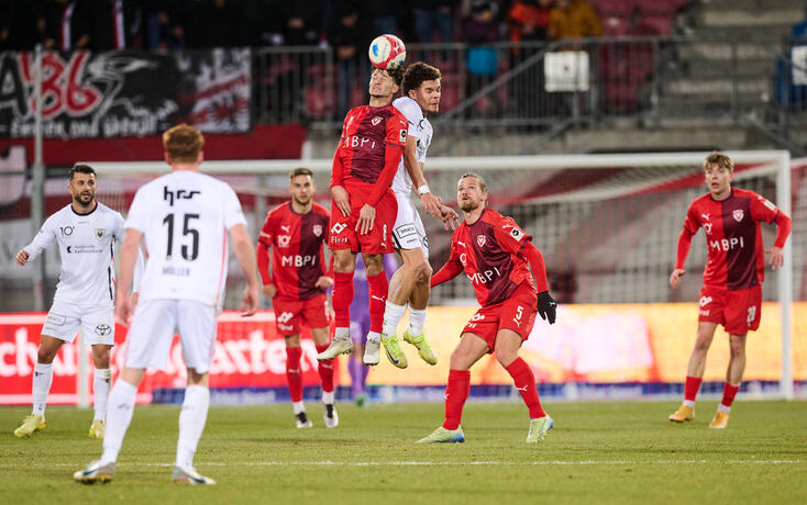 Das Duell zwischen den beiden Spitzenkandidaten der Challenge League war eines auf Augenh&ouml;he.